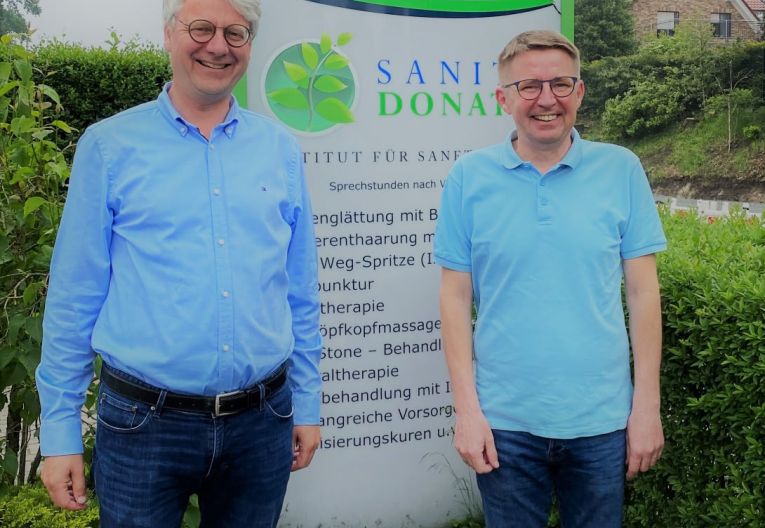 Praxisteam von Dr. Markus Schlarmann impft Krapp Gruppe